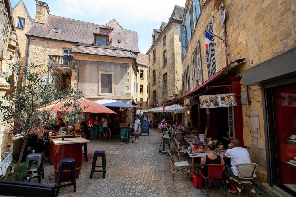 "Les Appartements De Betty A" Coeur Historique Sarlat-la-Canéda Eksteriør bilde
